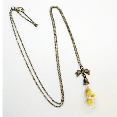 Necklace bronze glass with yellow flowers1
